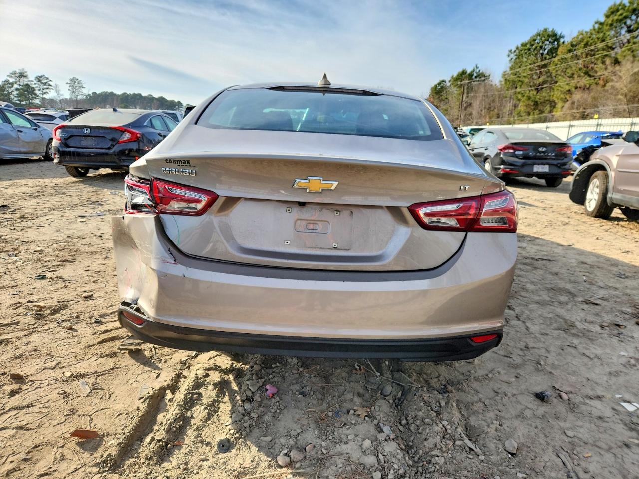 2022 CHEVROLET MALIBU LT photo 6