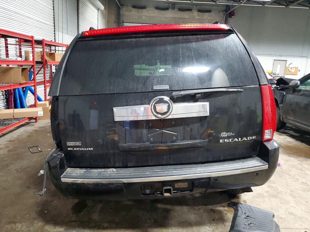 2012 CADILLAC ESCALADE PLATINUM photo 6