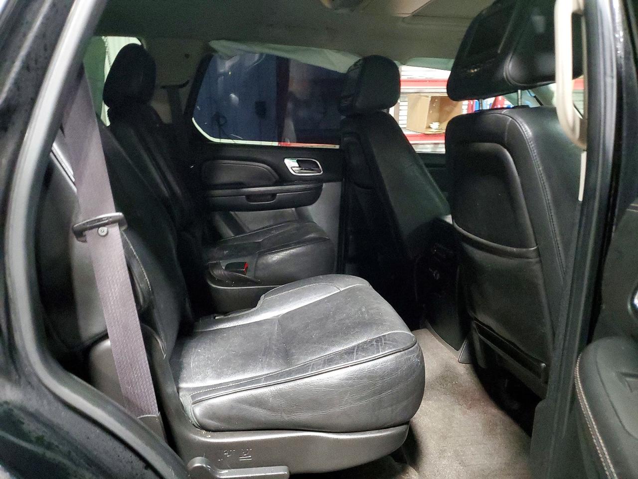 2012 CADILLAC ESCALADE PLATINUM photo 11