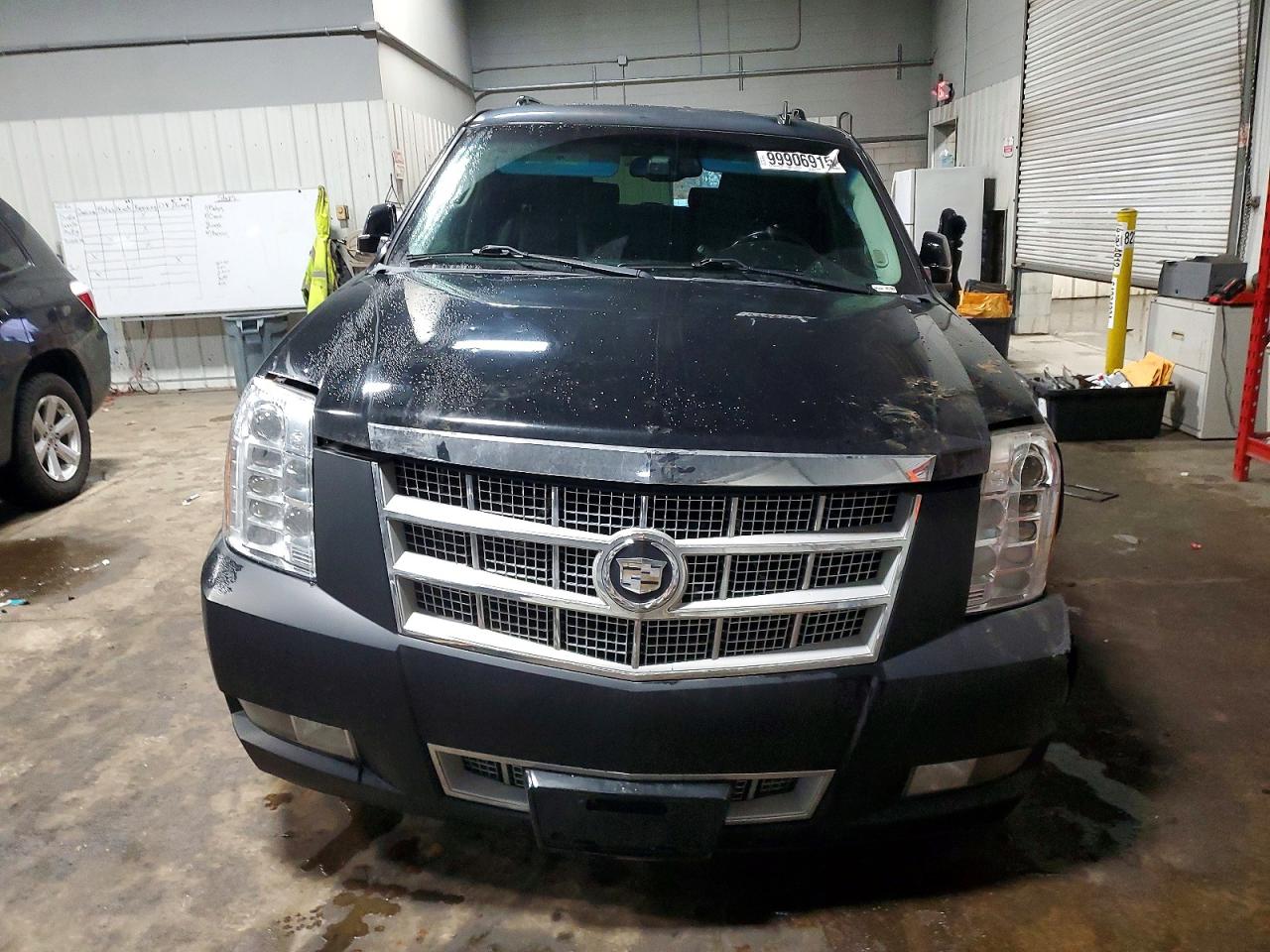 2012 CADILLAC ESCALADE PLATINUM photo 5