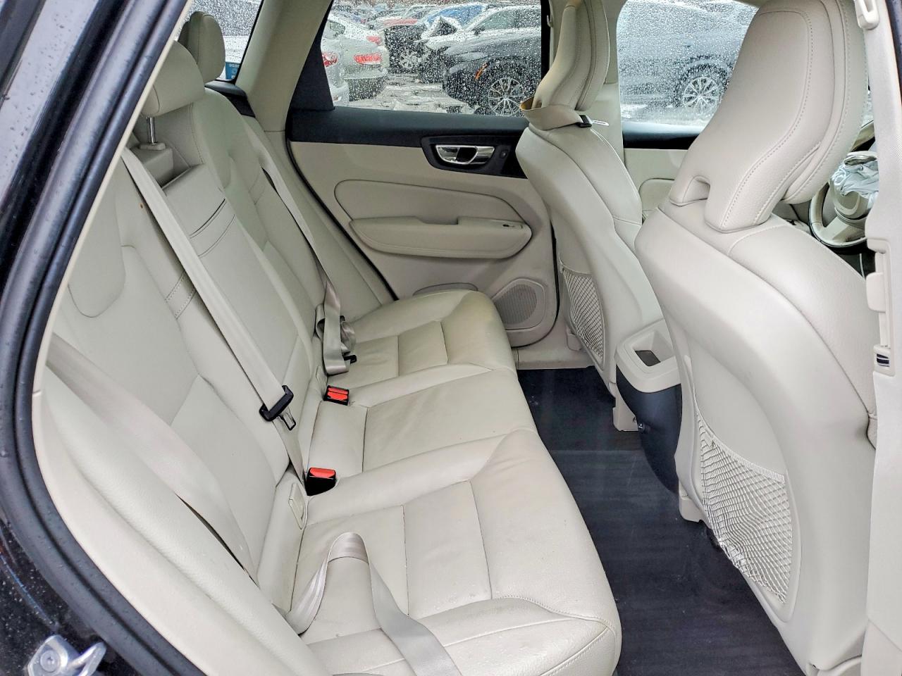2019 VOLVO XC60 T5 photo 11