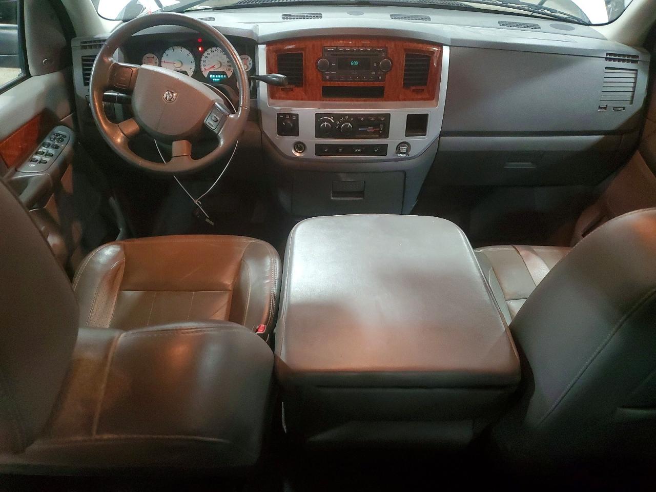 2007 DODGE RAM 1500 ST photo 8