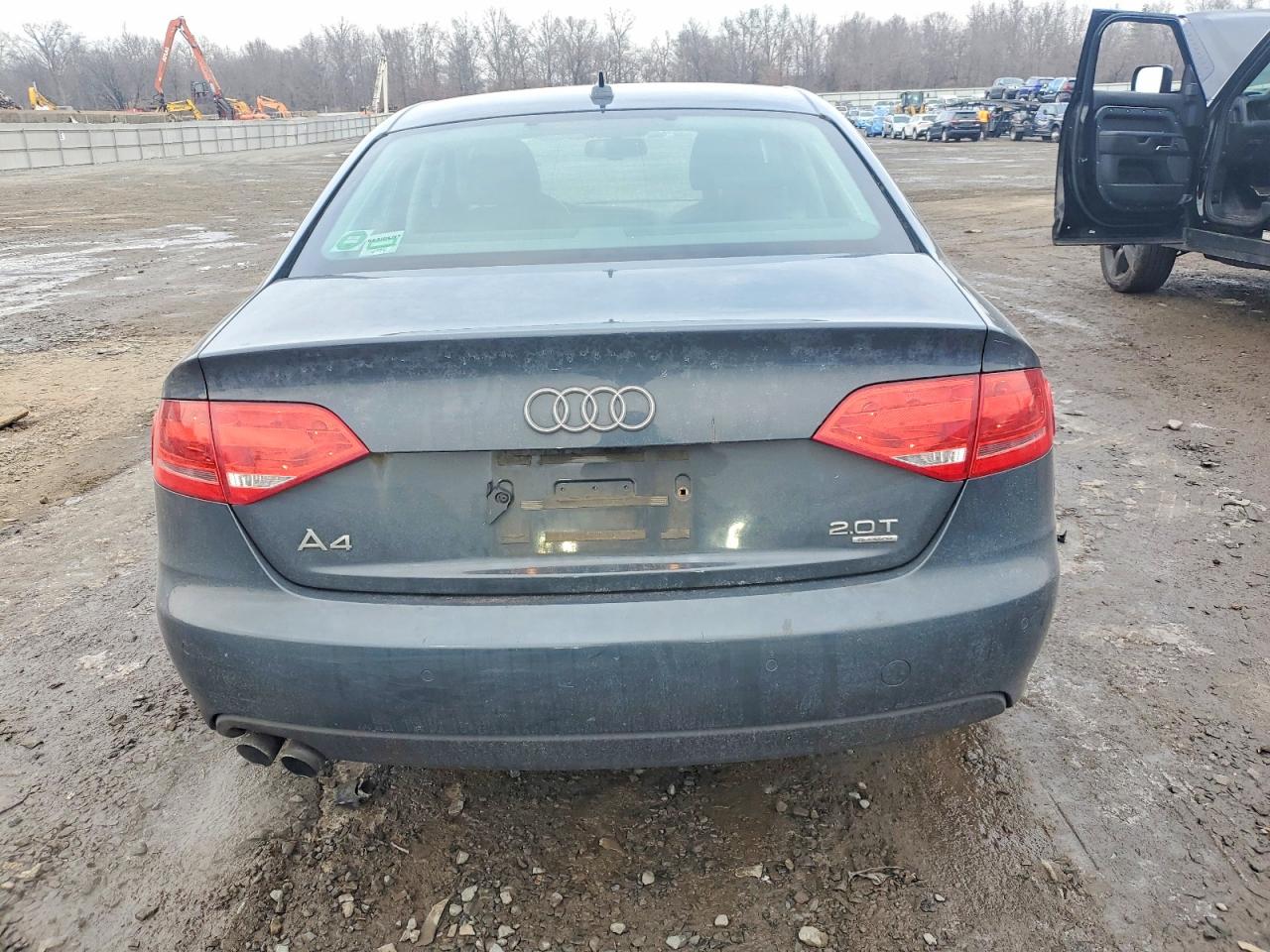 2009 AUDI A4 photo 6