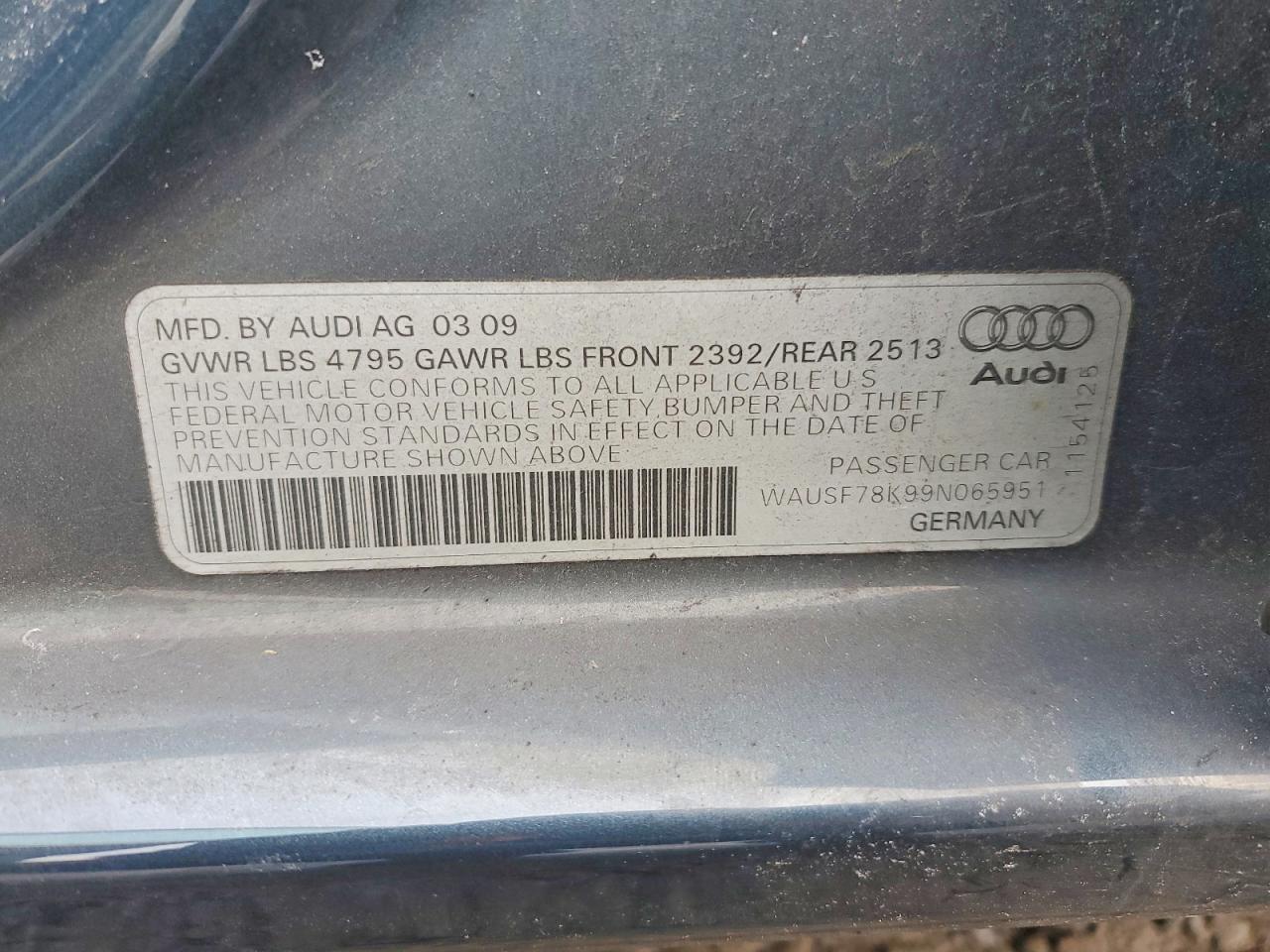 2009 AUDI A4 photo 12
