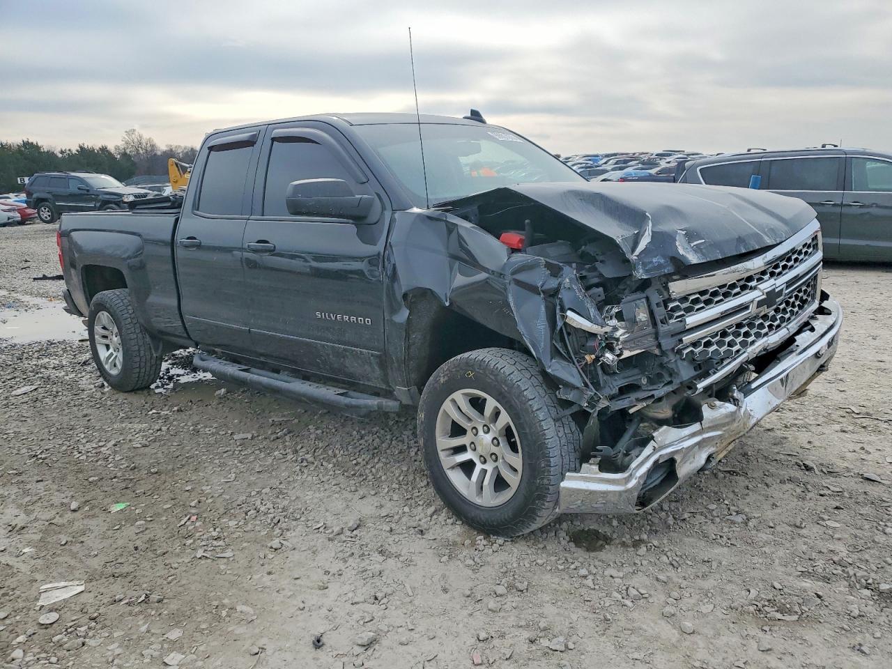 2015 CHEVROLET SILVERADO K1500 LT photo 4