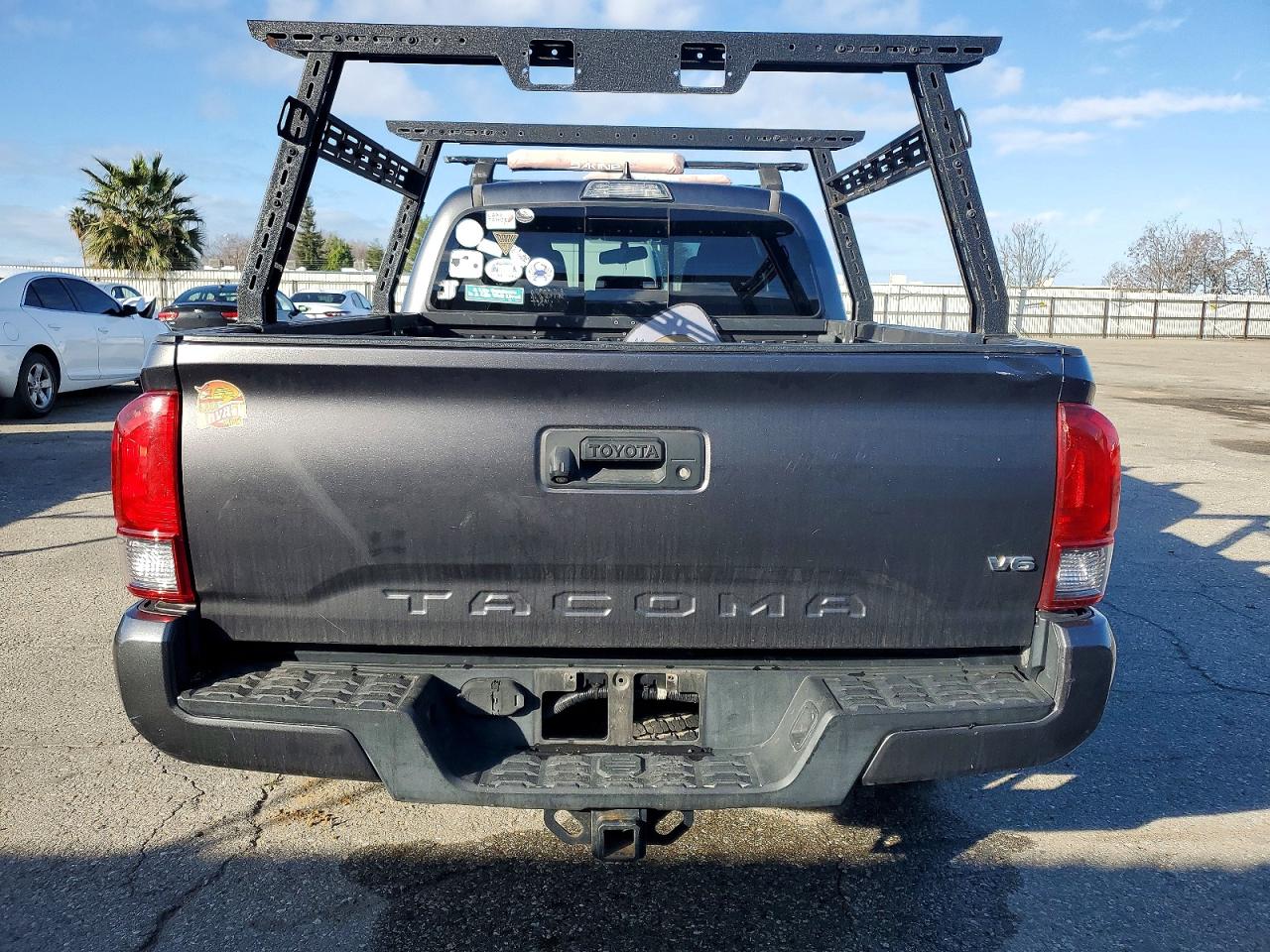 2017 TOYOTA TACOMA DOUBLE CAB photo 6