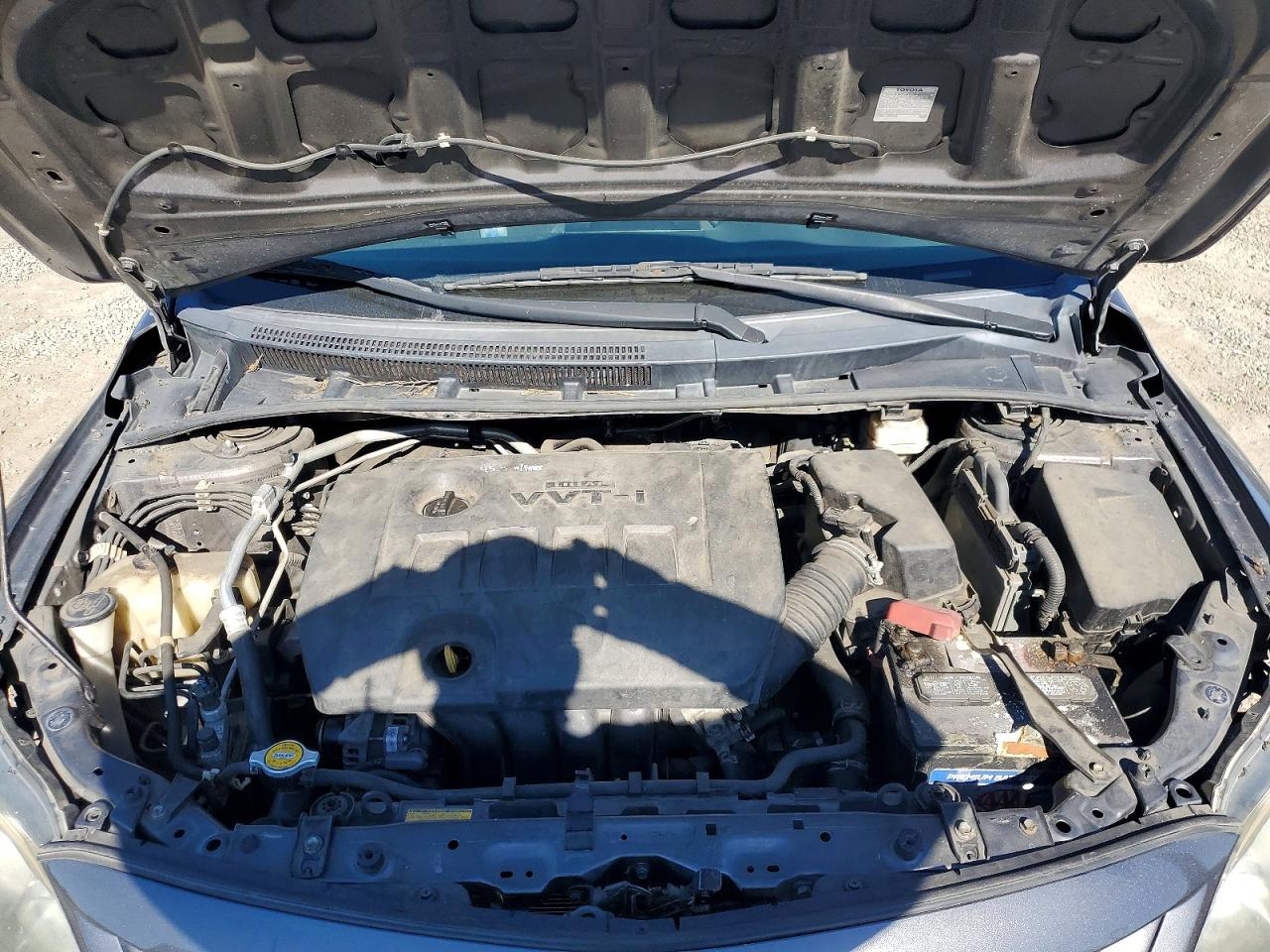2013 TOYOTA COROLLA photo 11