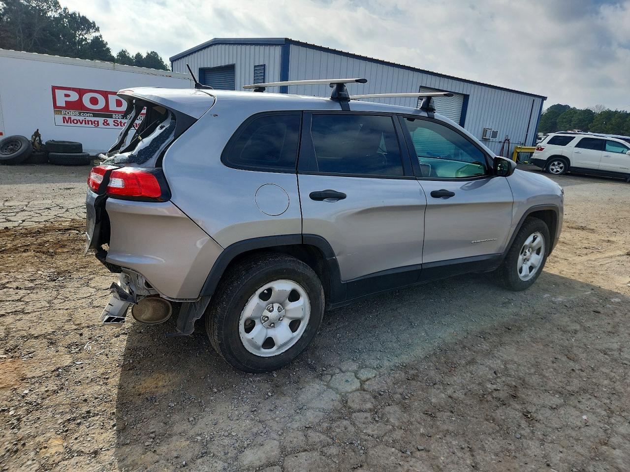 2014 JEEP CHEROKEE SPORT photo 3
