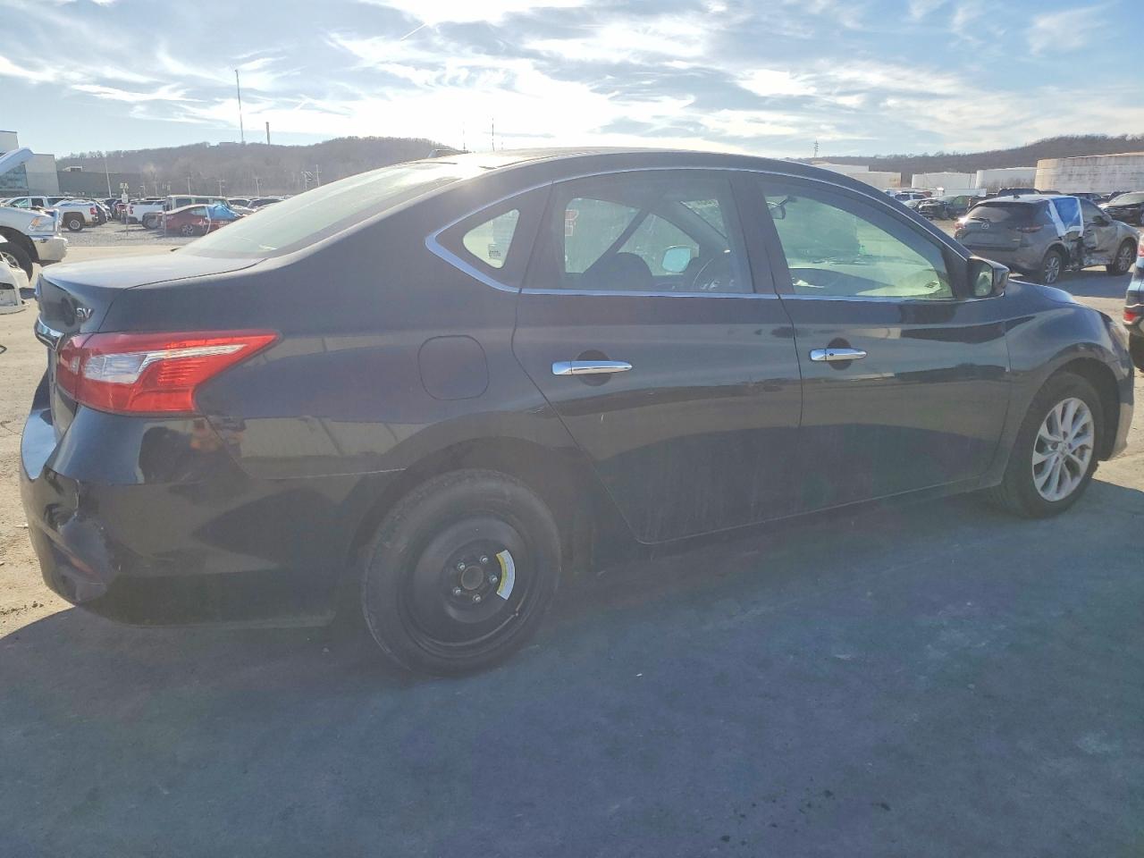 2019 NISSAN SENTRA S photo 3