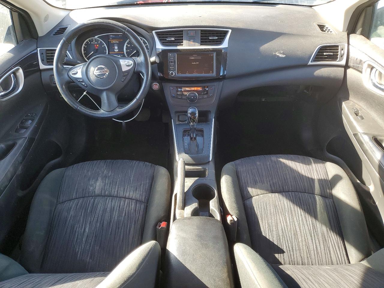 2019 NISSAN SENTRA S photo 8
