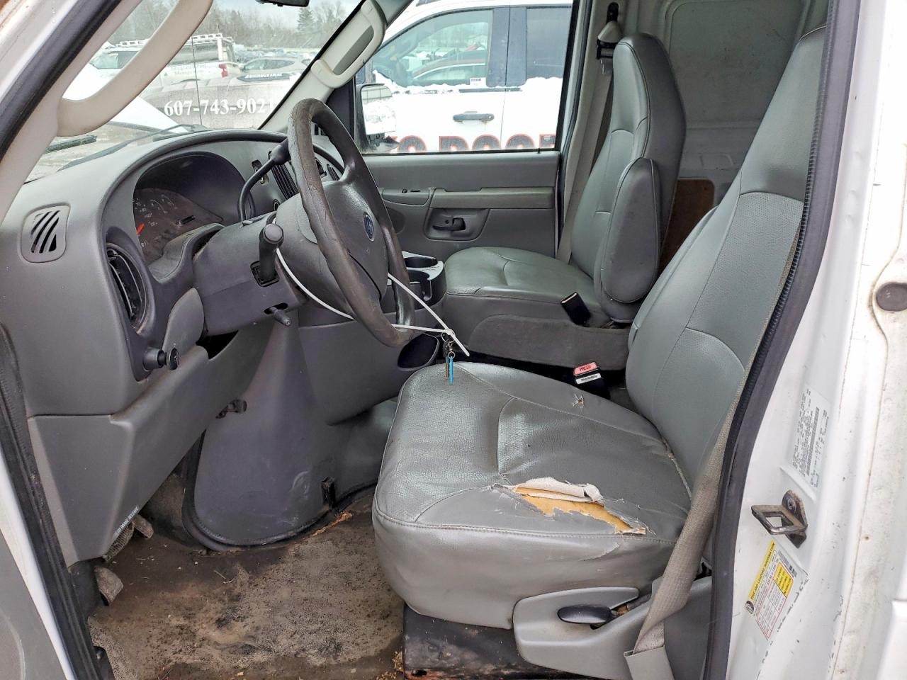 2006 FORD ECONOLINE E150 VAN photo 7