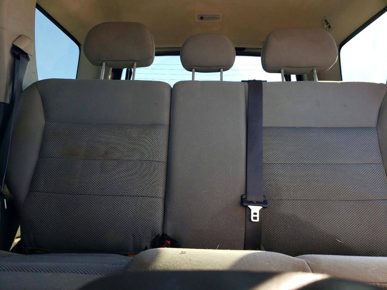 2005 FORD ESCAPE XLT photo 10