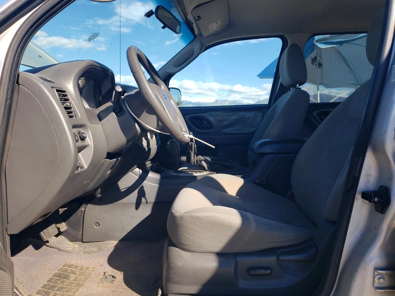 2005 FORD ESCAPE XLT photo 7