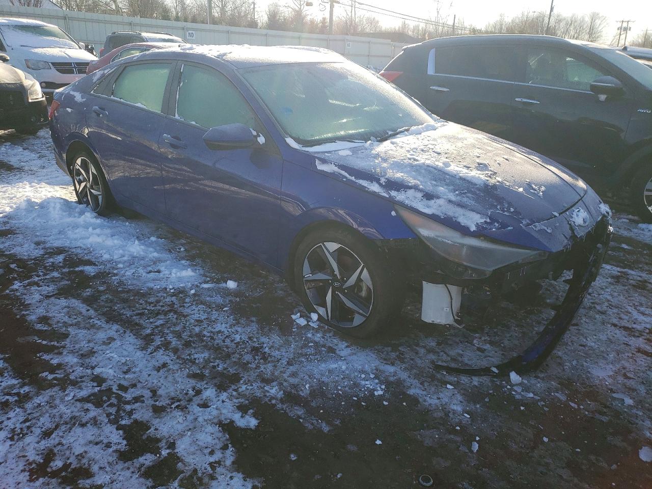 2023 HYUNDAI ELANTRA SEL photo 4