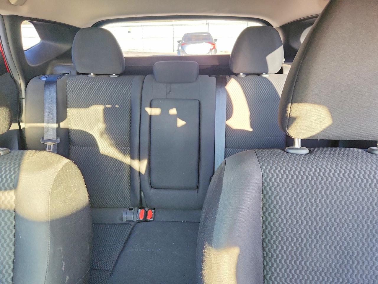 2018 NISSAN ROGUE SPORT S photo 10