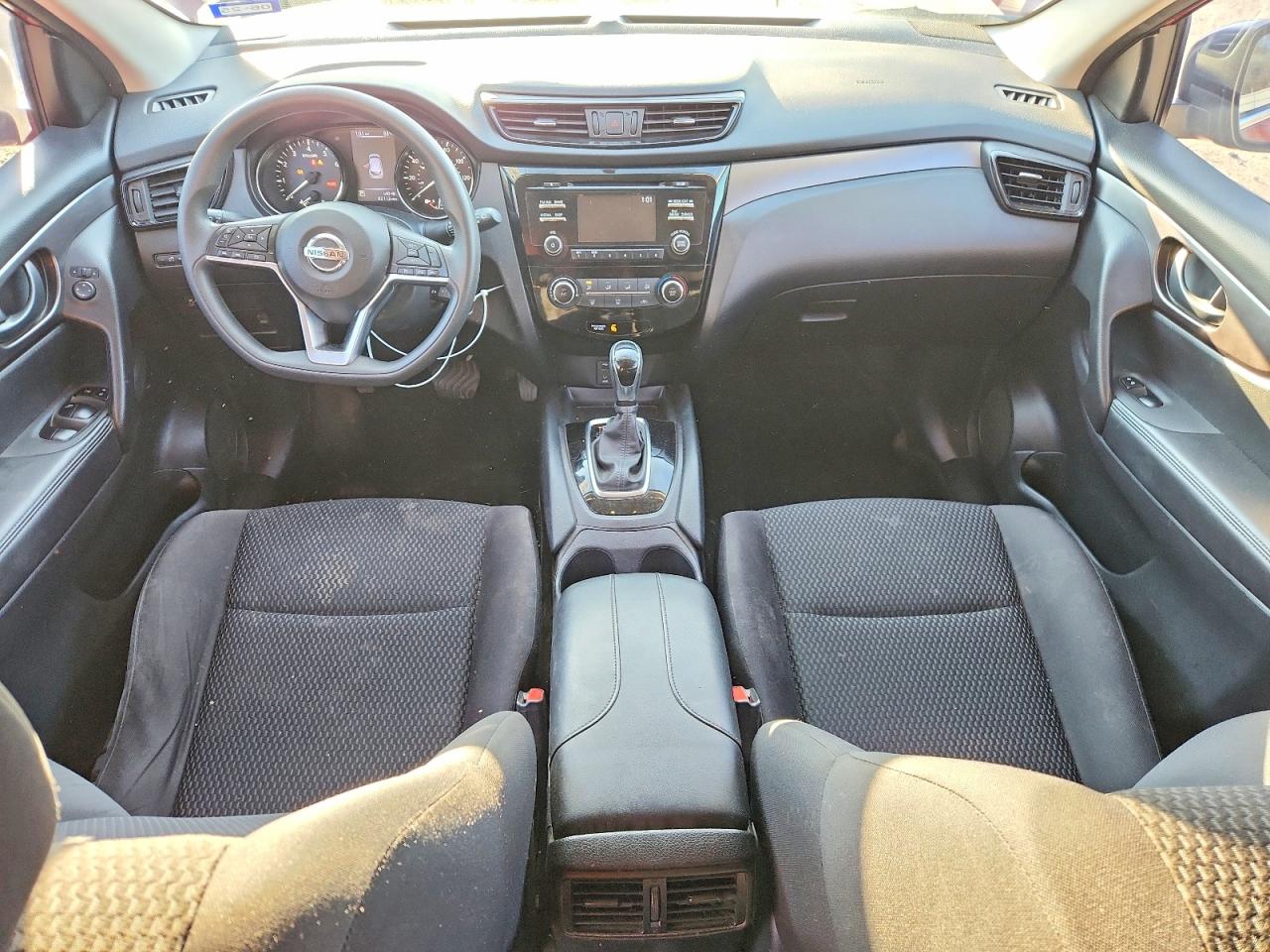 2018 NISSAN ROGUE SPORT S photo 8