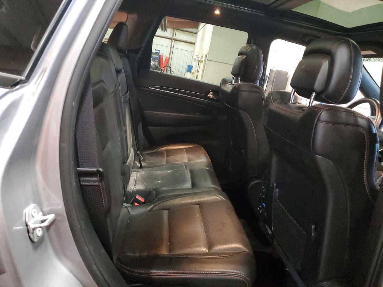 2019 JEEP GRAND CHEROKEE TRAILHAWK photo 11