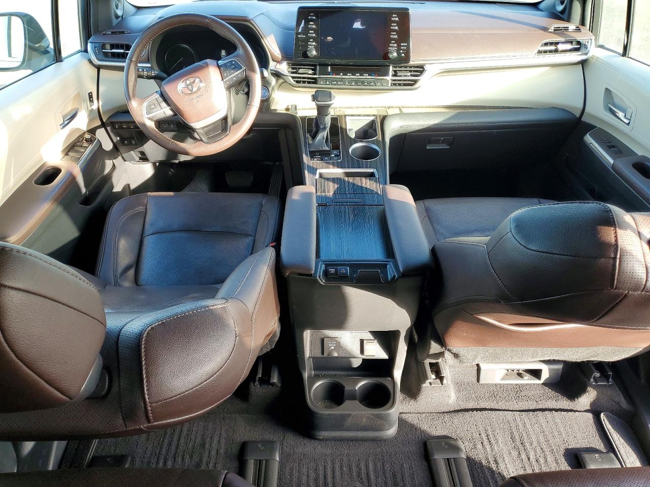 2022 TOYOTA SIENNA LIMITED photo 8