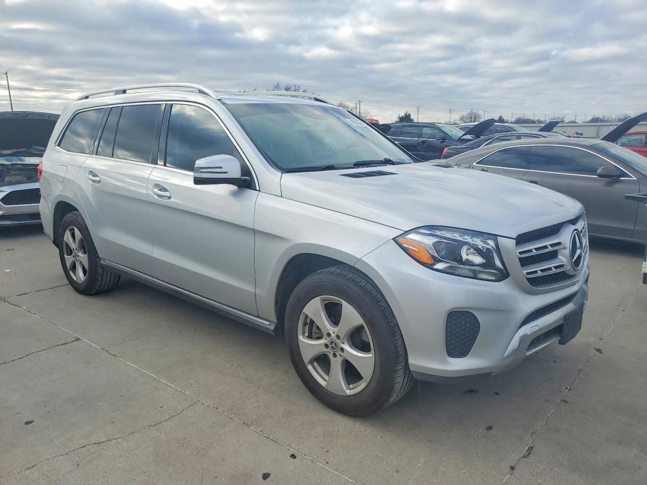 2017 MERCEDES-BENZ GLS 450 4MATIC photo 4