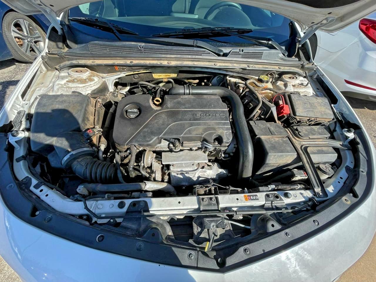 2018 CHEVROLET MALIBU LS photo 7