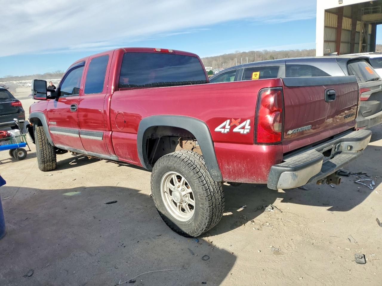 2005 CHEVROLET SILVERADO K2500 HEAVY DUTY photo 2