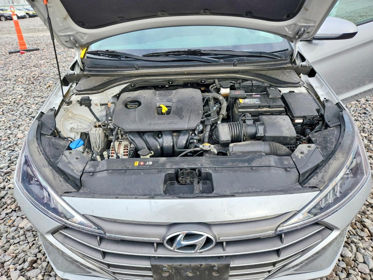 2020 HYUNDAI ELANTRA SEL photo 11
