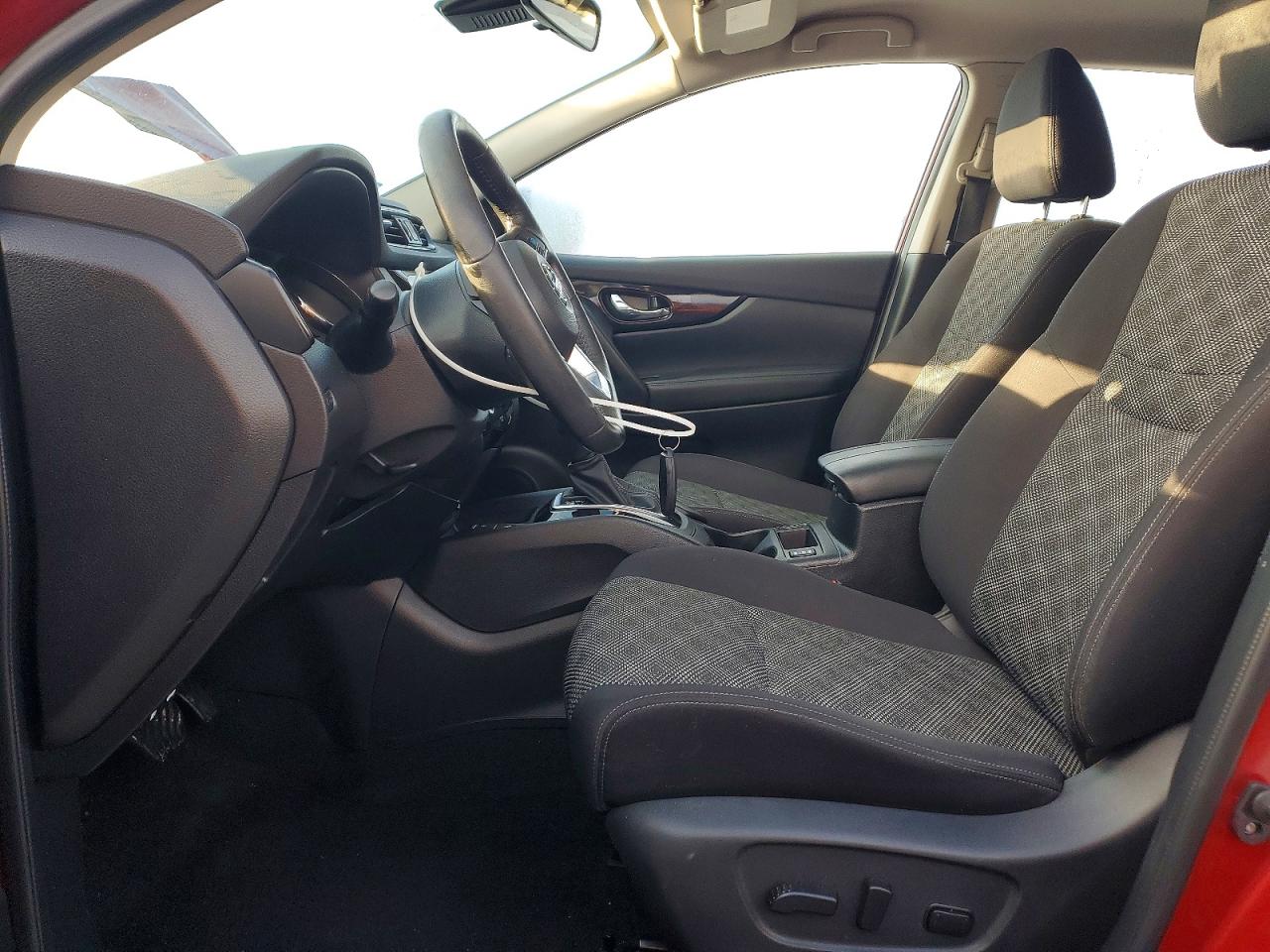 2019 NISSAN ROGUE SPORT S photo 7