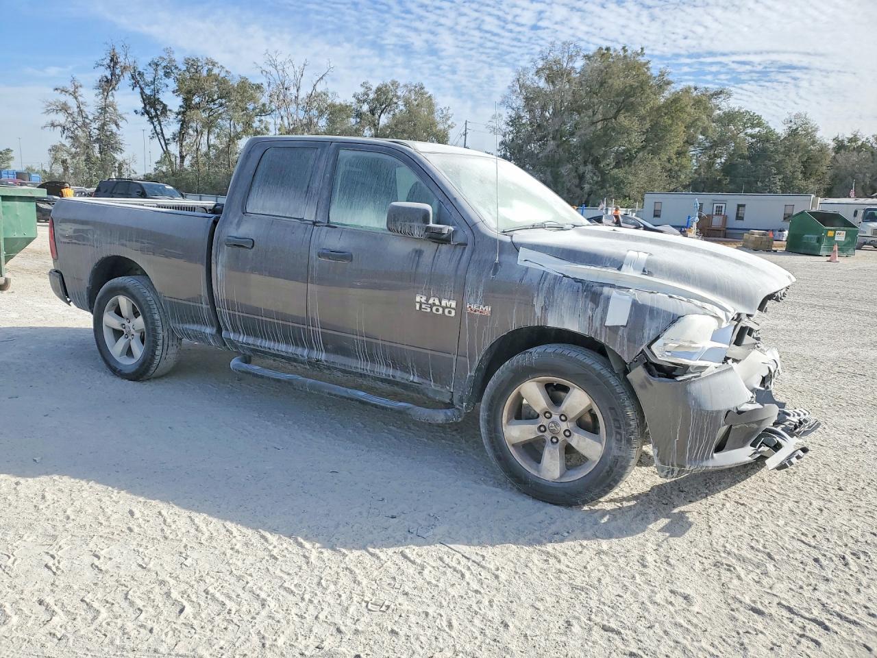 2015 RAM 1500 ST photo 10
