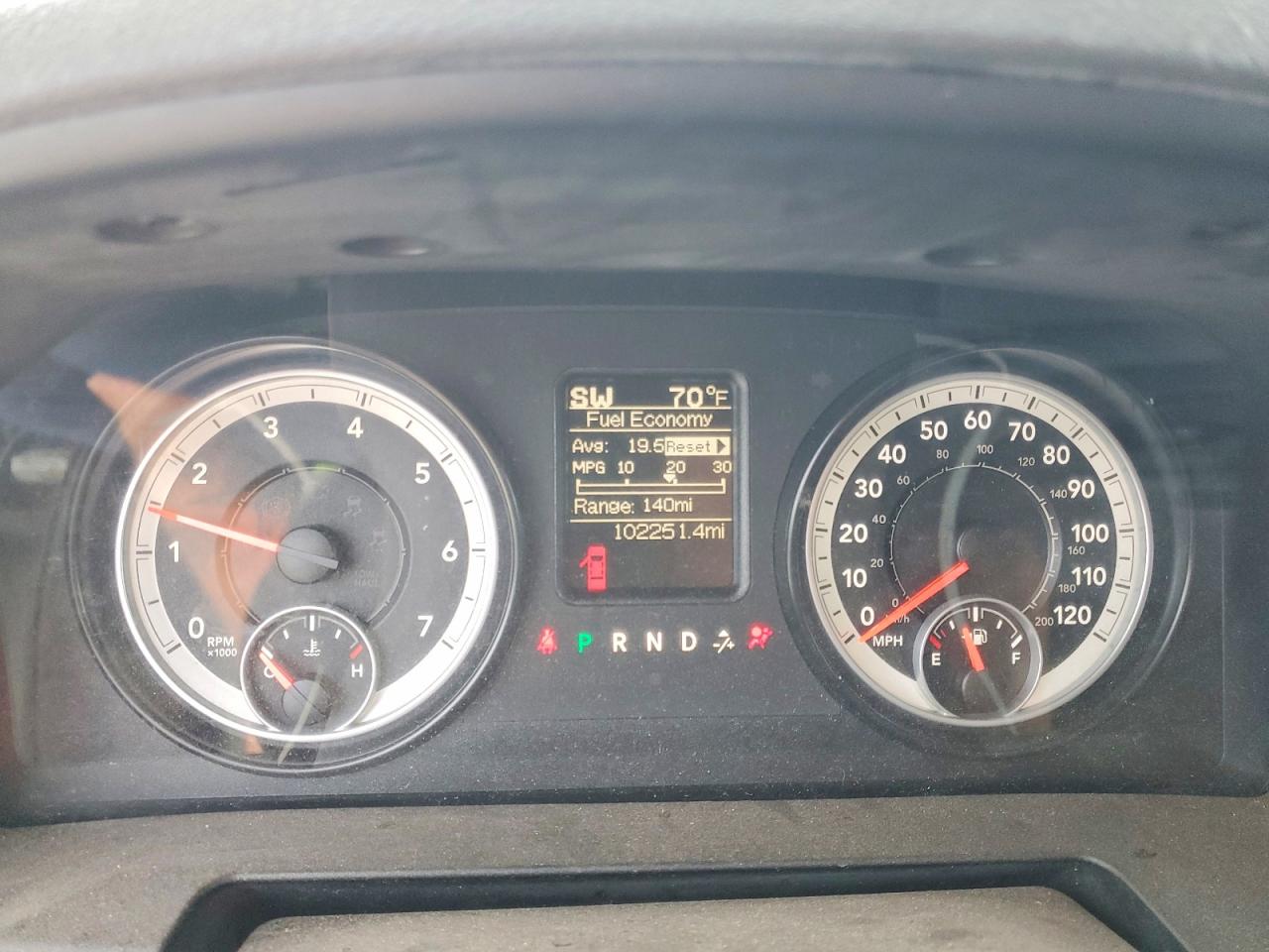 2015 RAM 1500 ST photo 25