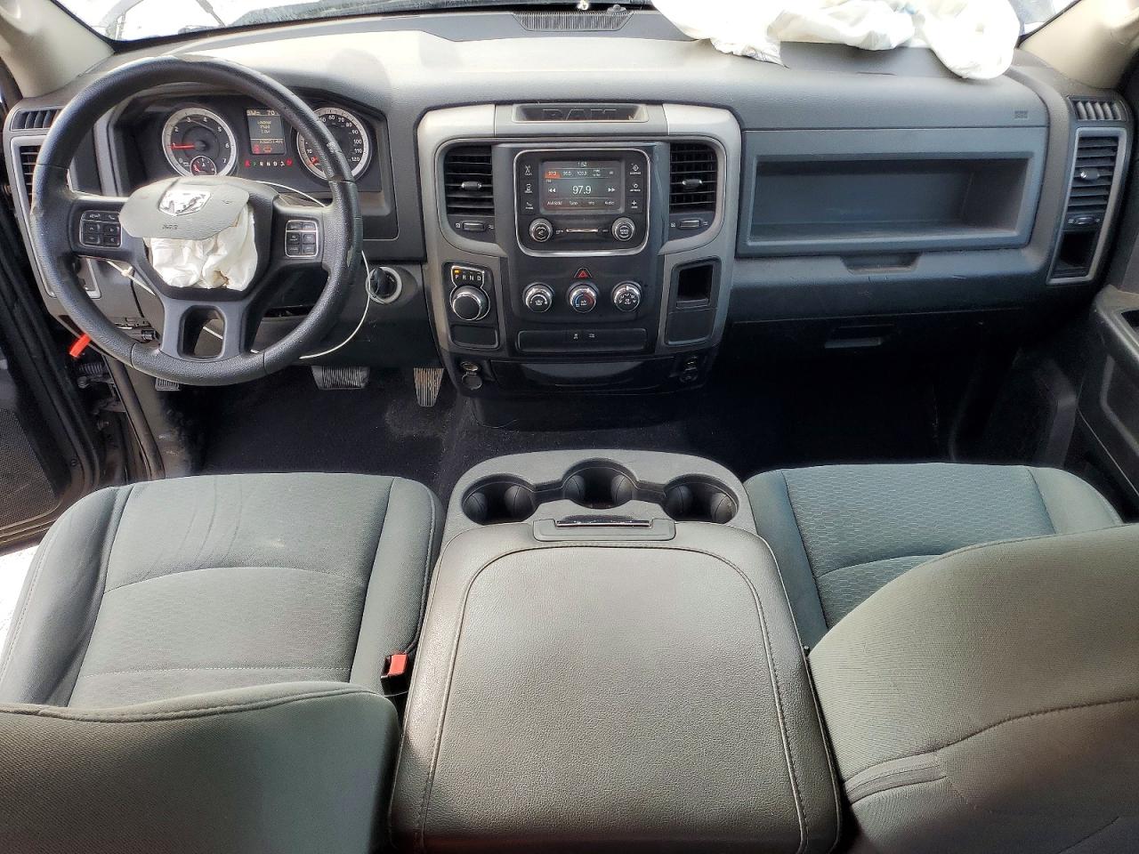 2015 RAM 1500 ST photo 22