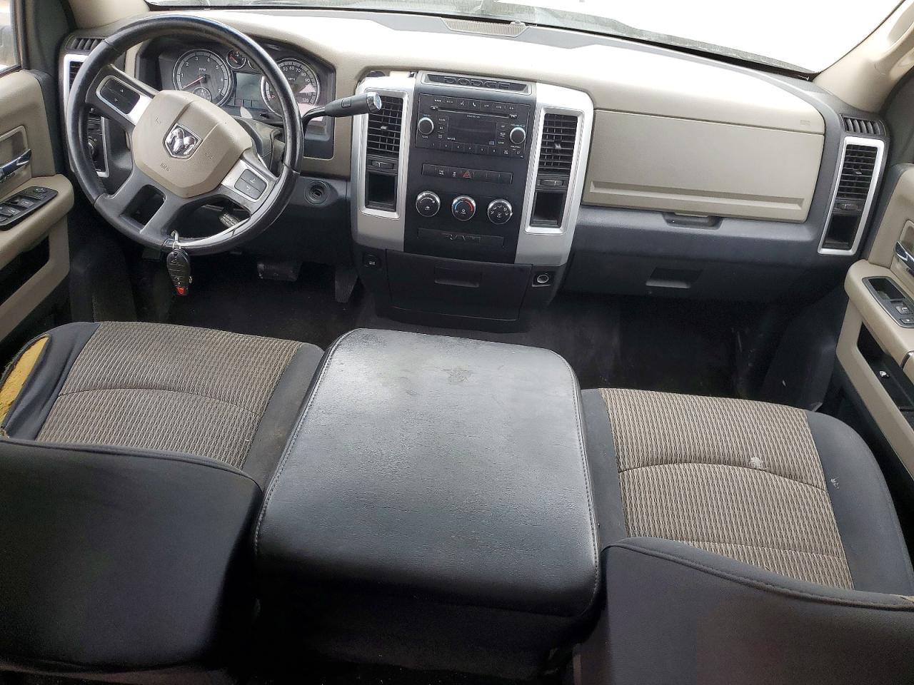 2011 DODGE RAM 1500 photo 8