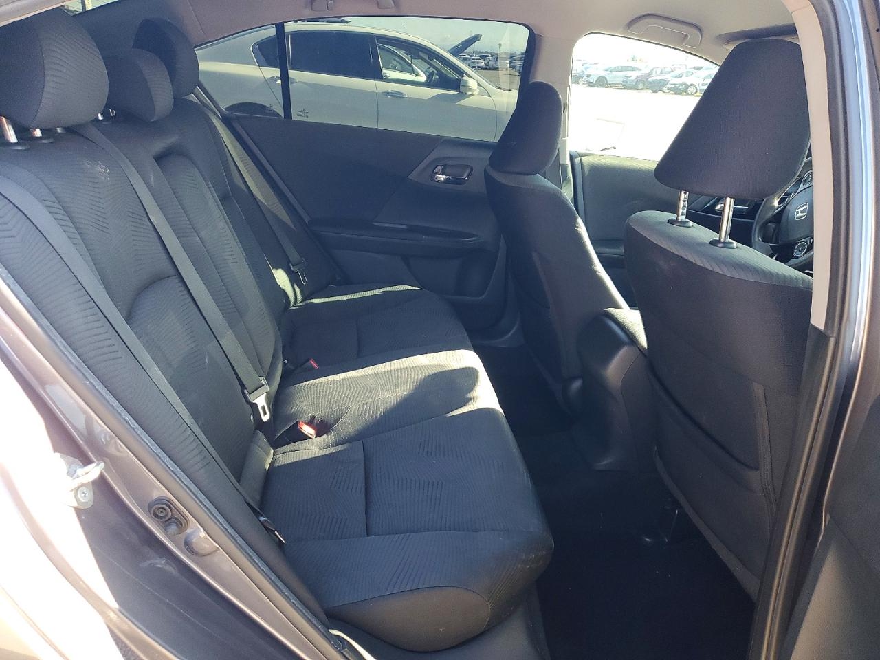 2016 HONDA ACCORD LX photo 10