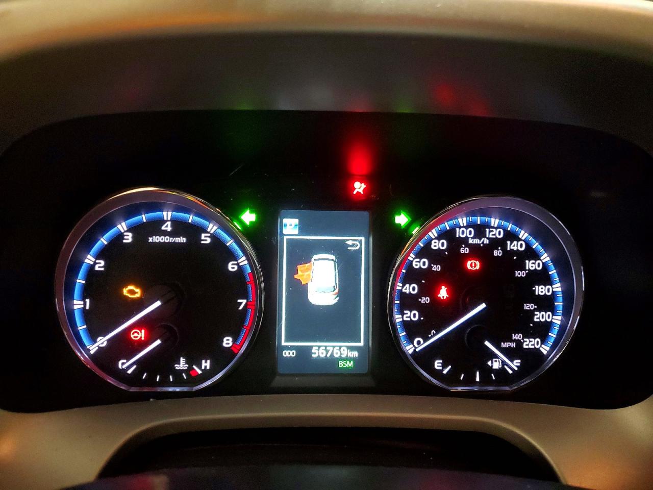 2017 TOYOTA RAV4 XLE photo 9