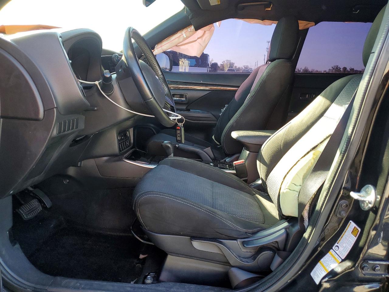2018 MITSUBISHI OUTLANDER SE photo 7