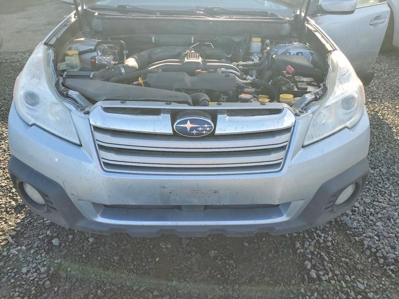 2014 SUBARU OUTBACK 2.5I PREMIUM photo 12