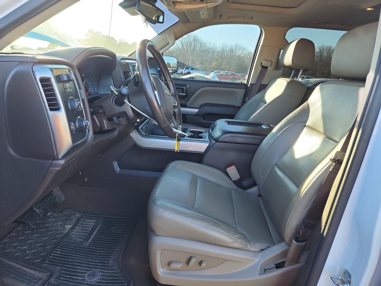 2017 CHEVROLET SILVERADO K1500 LTZ photo 7