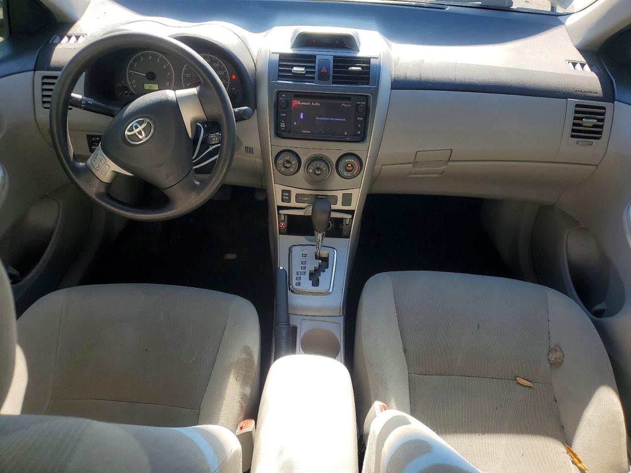 2013 TOYOTA COROLLA BASE photo 8