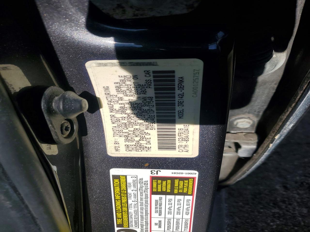 2013 TOYOTA COROLLA BASE photo 12