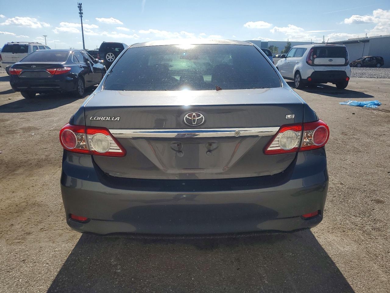 2013 TOYOTA COROLLA BASE photo 6