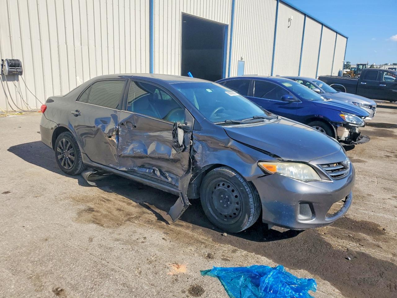 2013 TOYOTA COROLLA BASE photo 4
