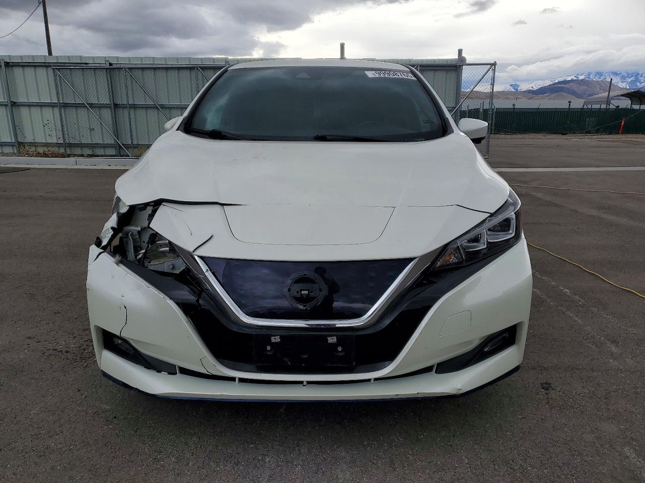 2022 NISSAN LEAF SV PLUS photo 5
