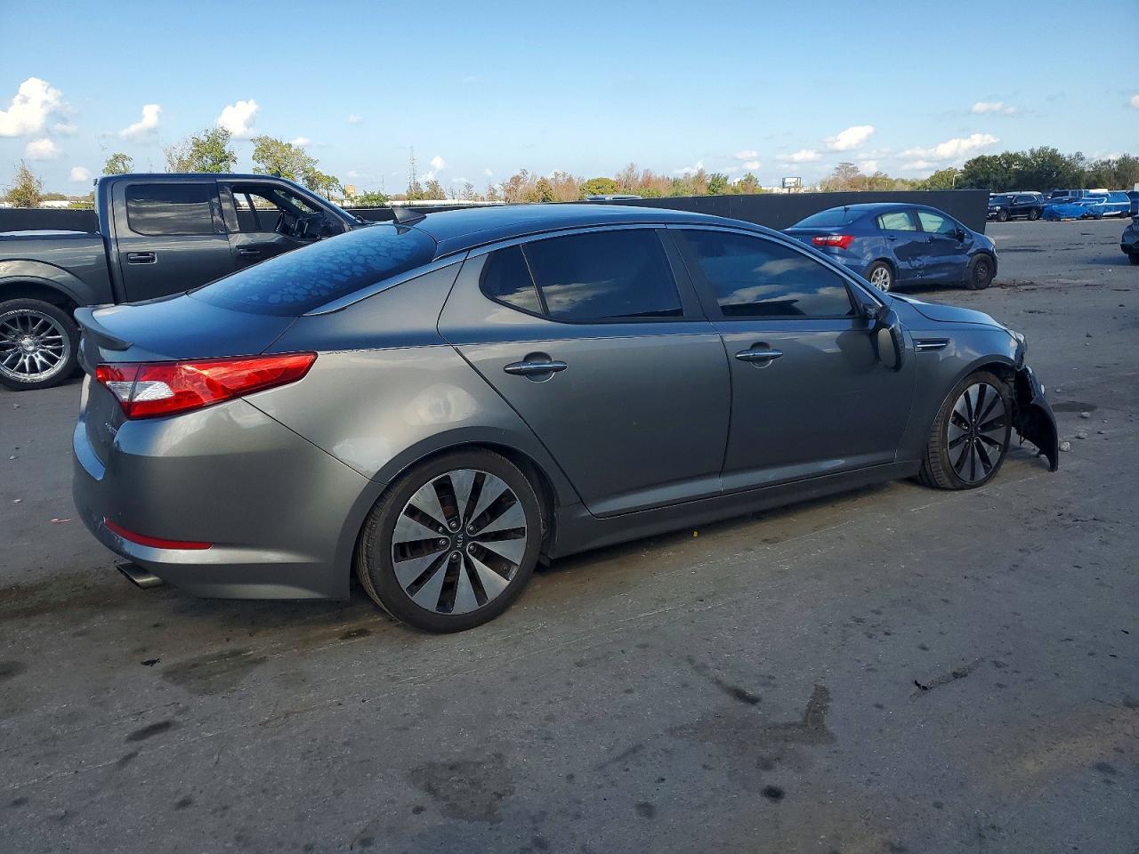 2013 KIA OPTIMA SX photo 3