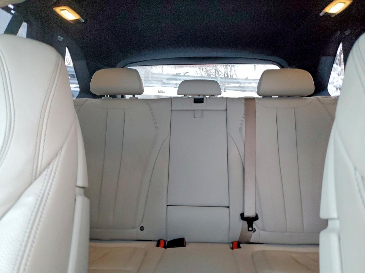 2017 BMW X5 XDR40E photo 10