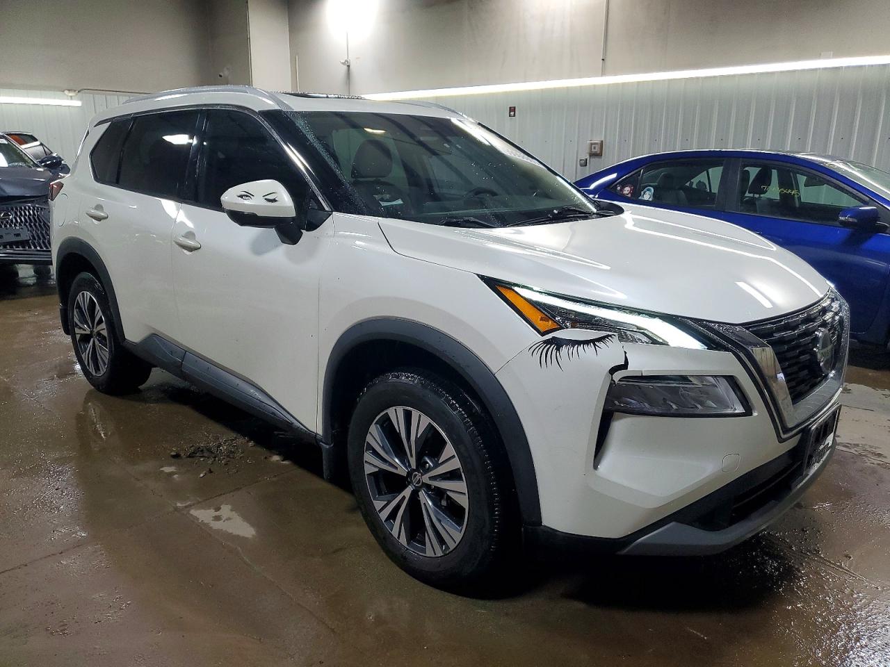 2021 NISSAN ROGUE SV photo 4