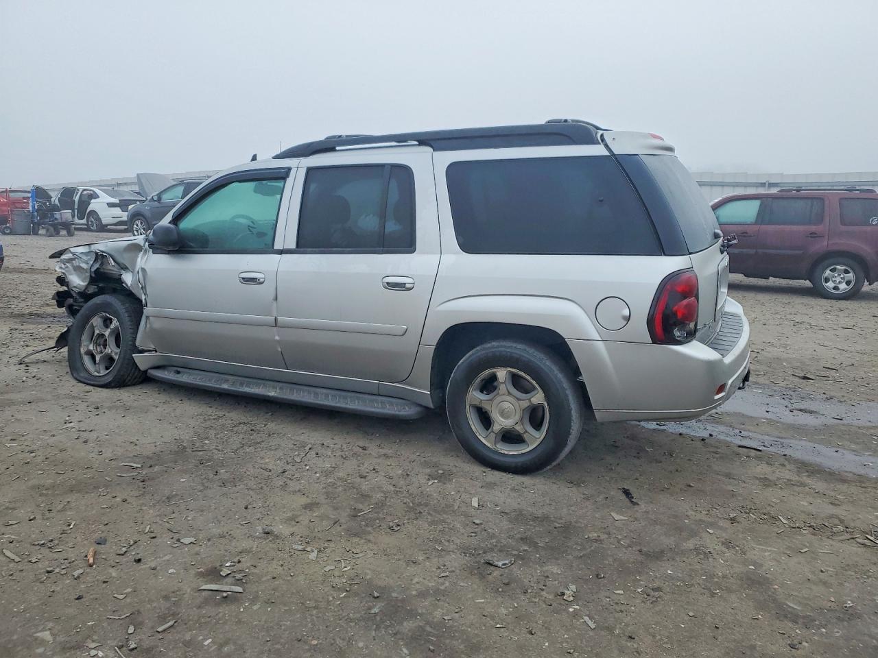 2006 CHEVROLET TRAILBLAZER EXT LS photo 2