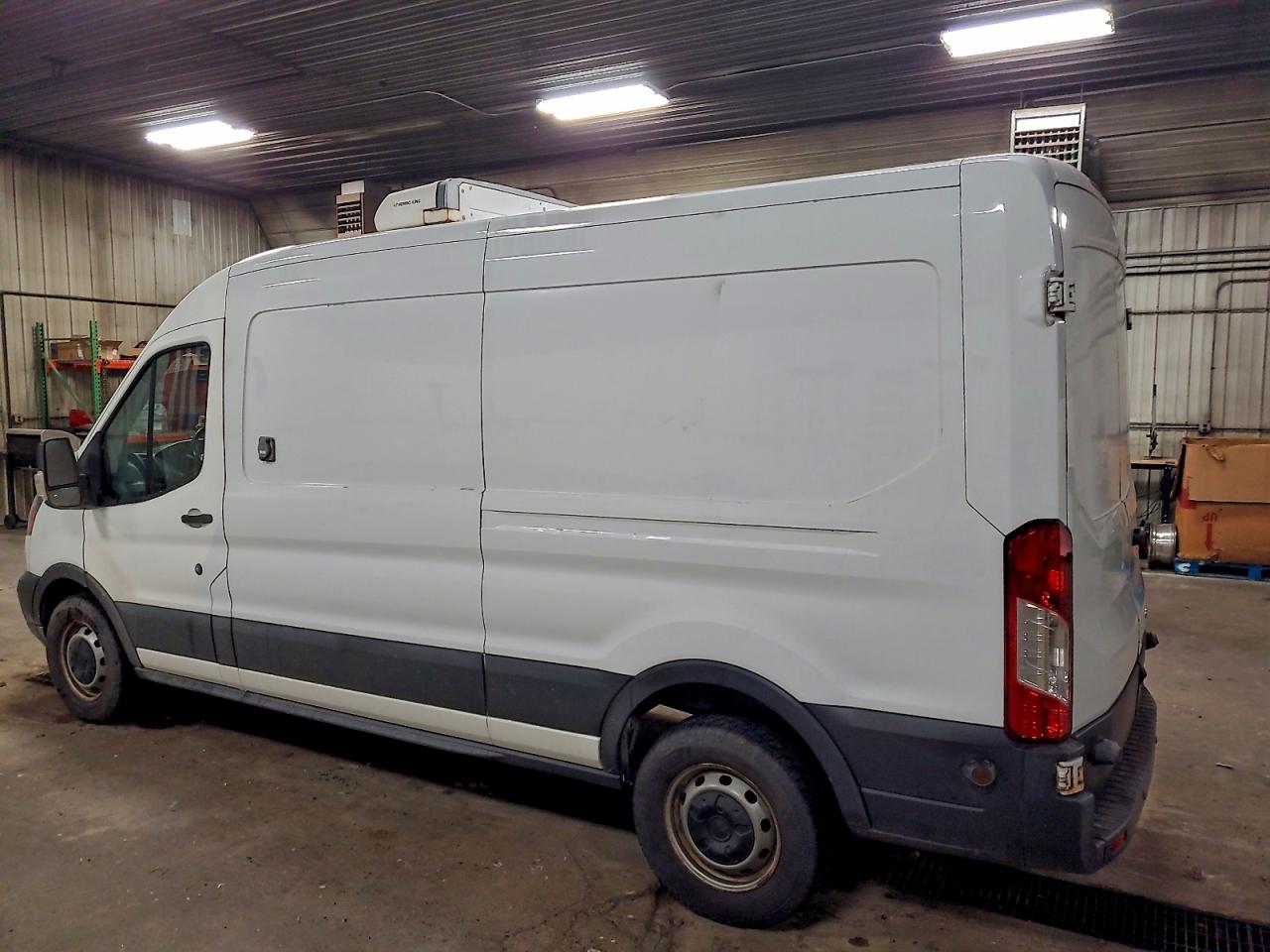 2017 FORD TRANSIT T-350 - REFRIGERATED DELIVERY VAN photo 2