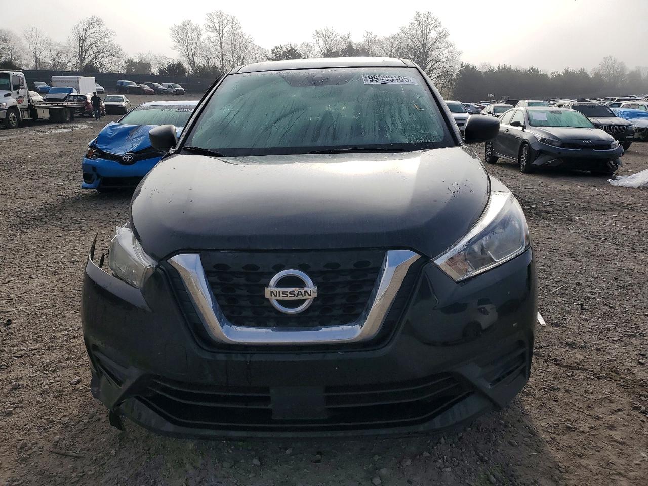 2020 NISSAN KICKS S photo 5