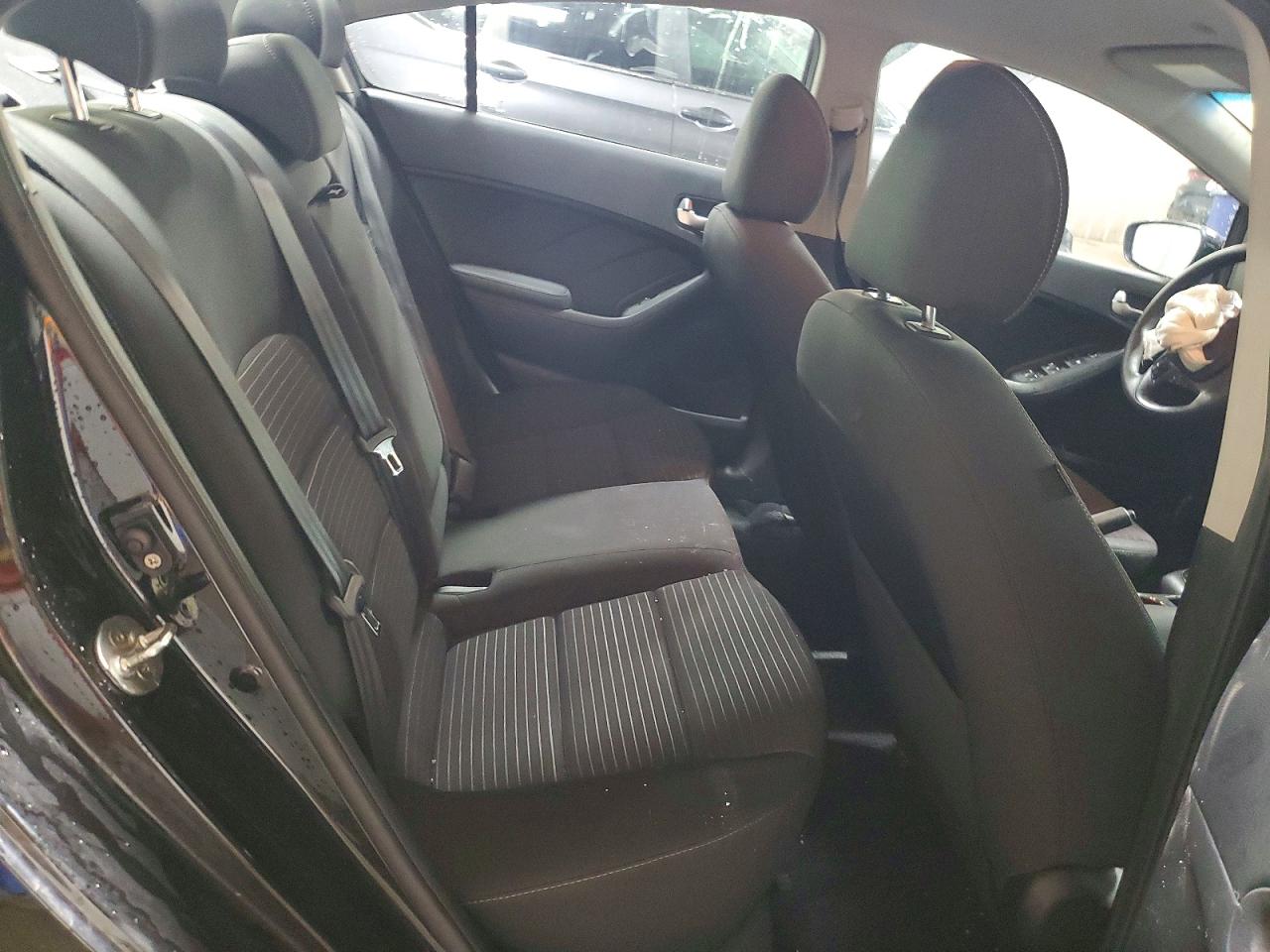 2018 KIA FORTE LX photo 10