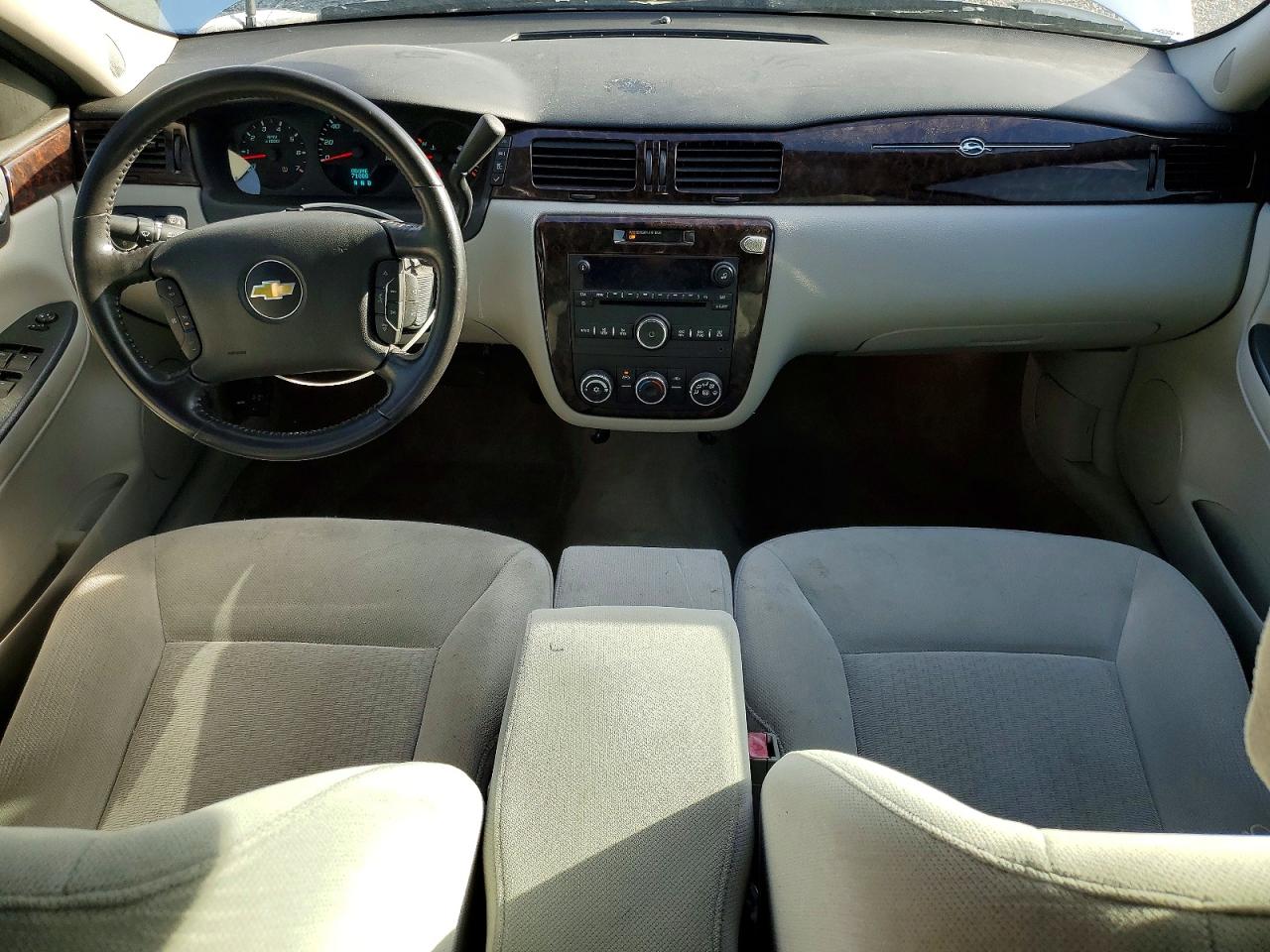 2013 CHEVROLET IMPALA LS photo 8