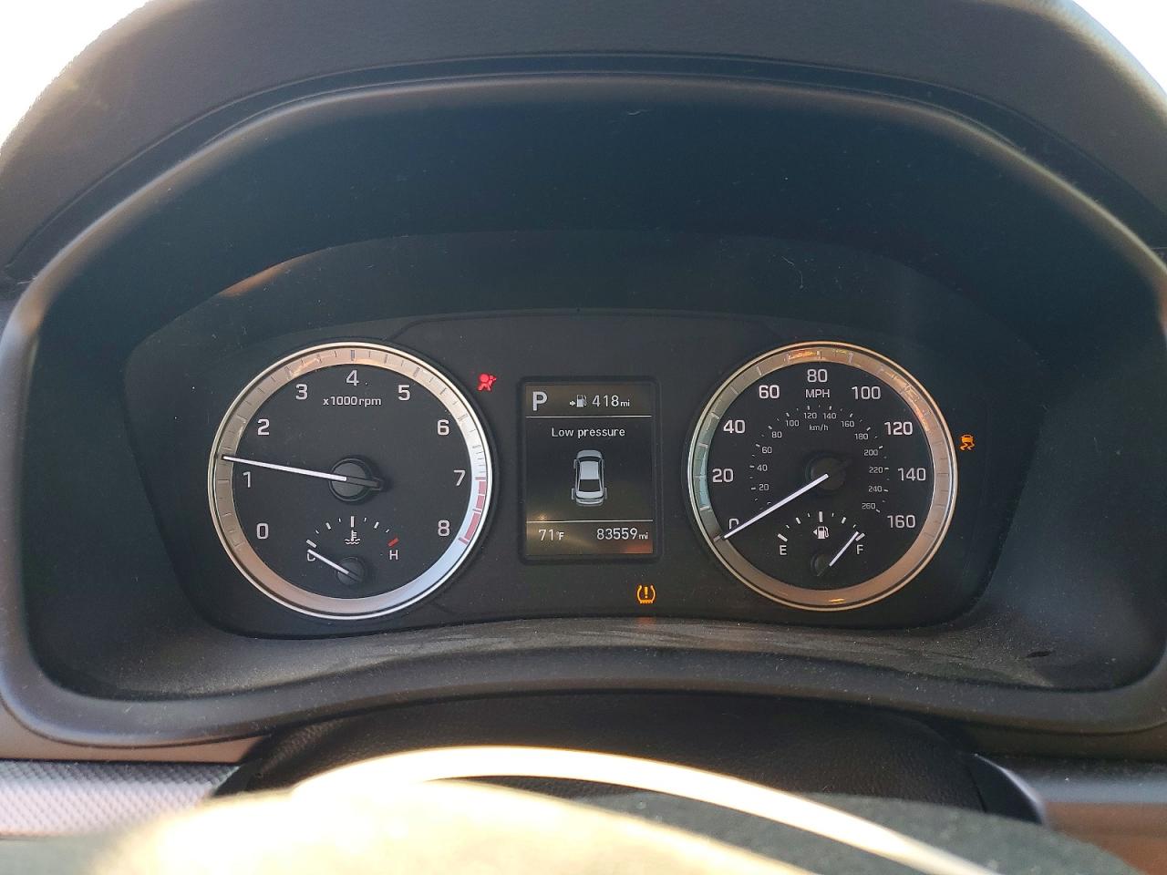 2018 HYUNDAI SONATA SE photo 9